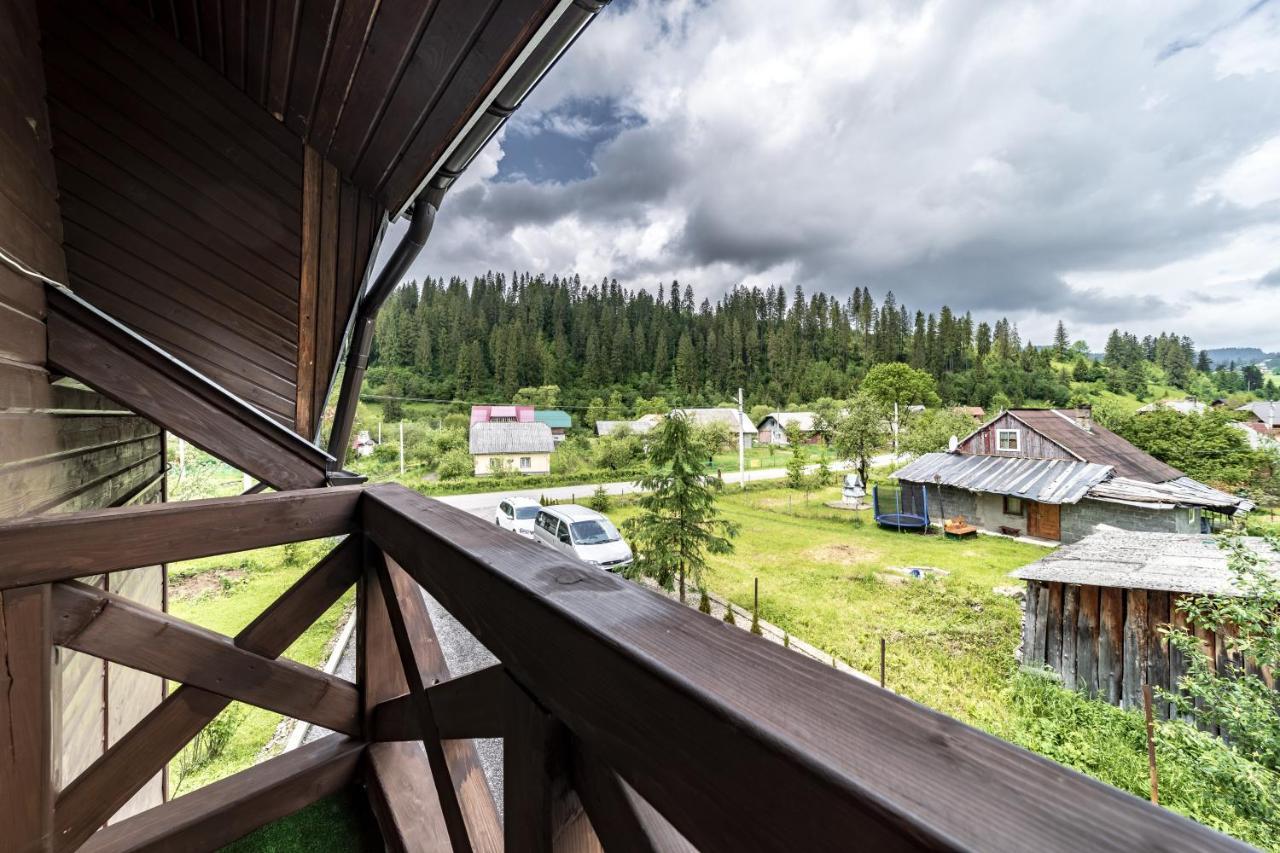 Guest House Slavske Exterior photo