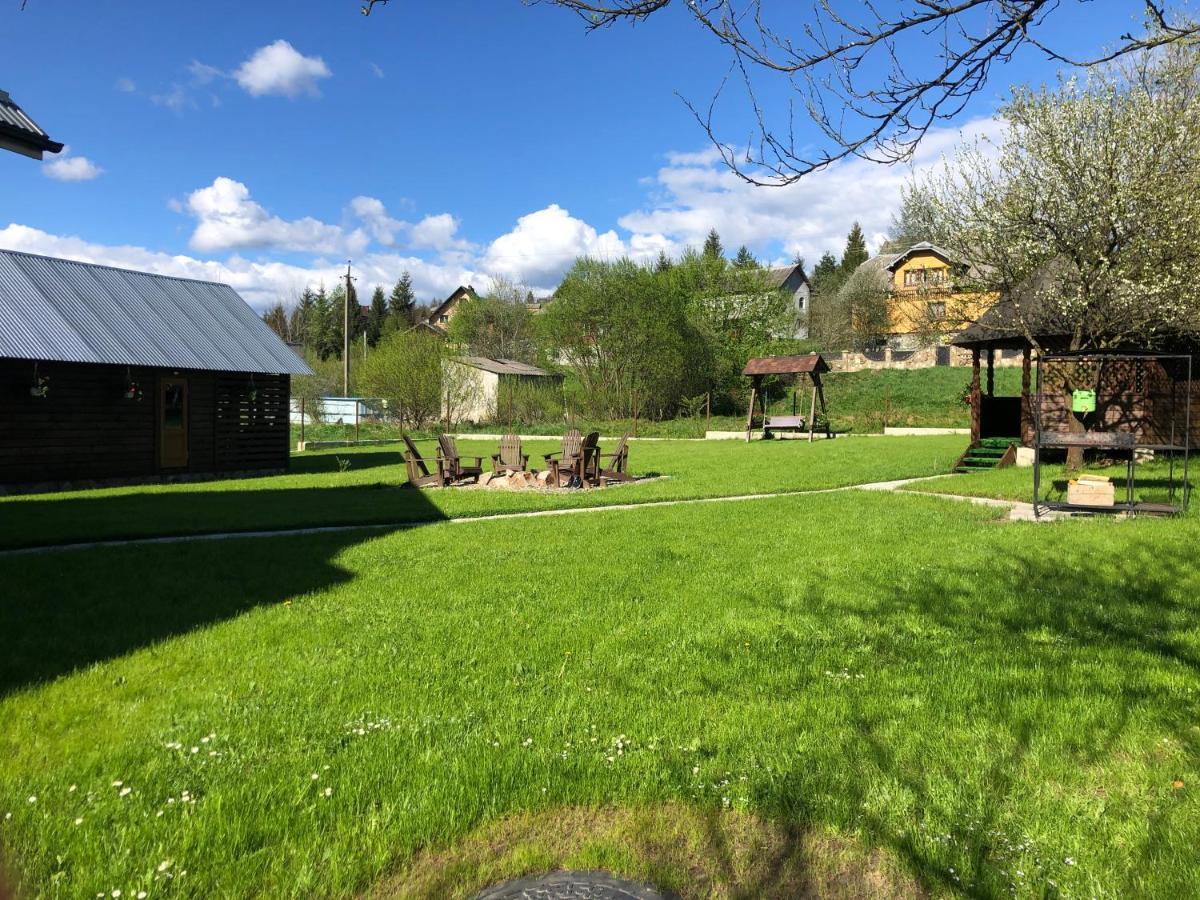 Guest House Slavske Exterior photo